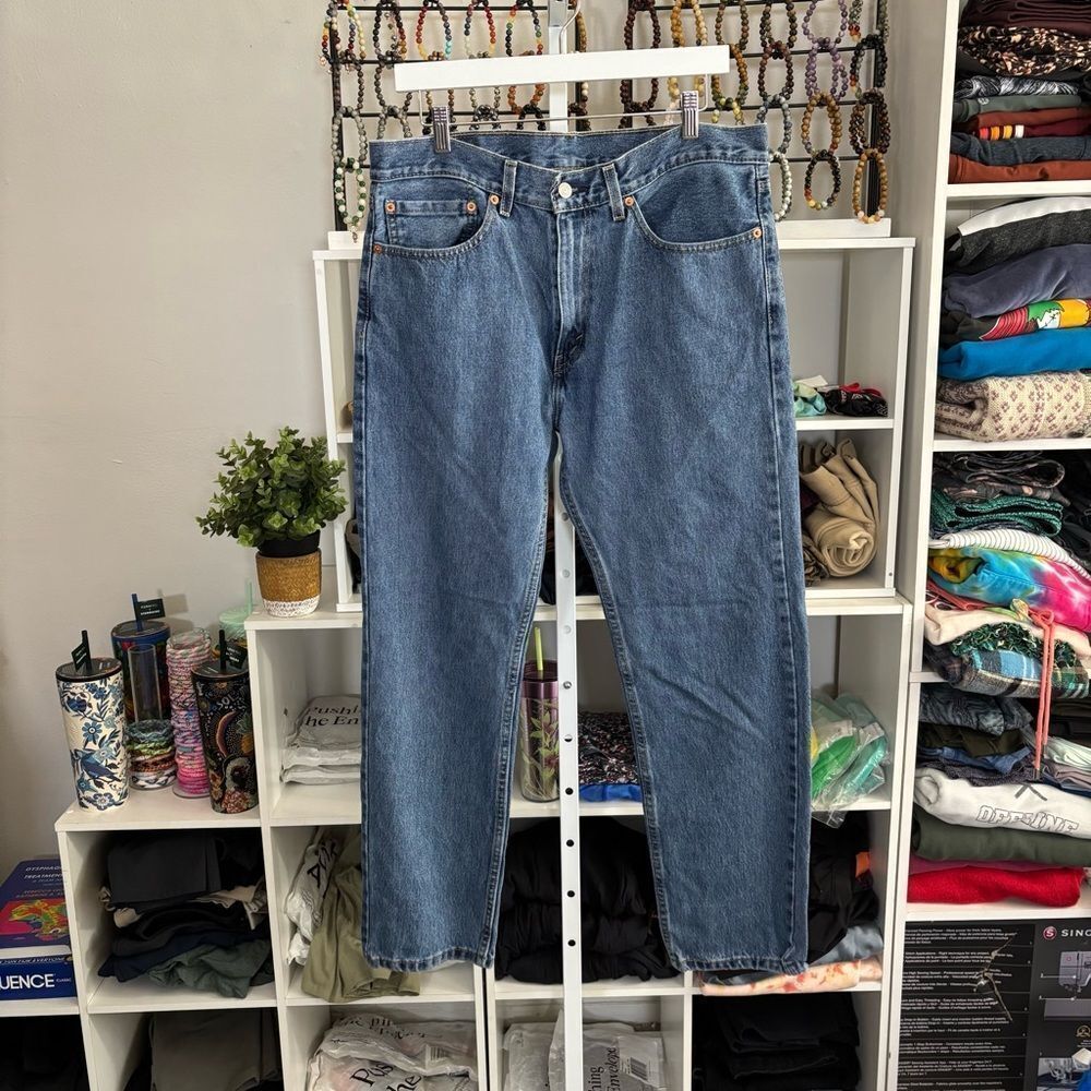 Levi's Blue Straight-Leg Jeans Classic Style - Picture 2 of 6